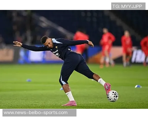 法国对阵阿塞拜疆首发阵容公布姆巴佩缺席埃基蒂克恩昆库科纳特领衔出战